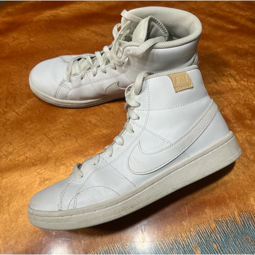 Nike Court Royale 2 Mid Triple White lace up sneakers size 8.5